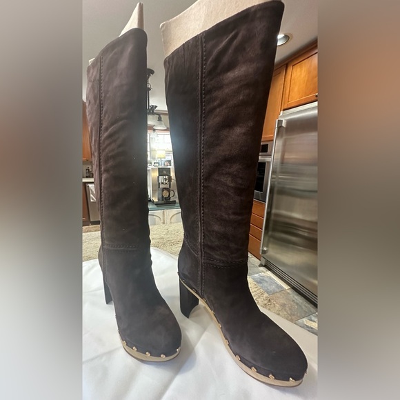 Veronica Beard PRISTINE Glendale suede clog boot Sz 7 espresso color gold rivets - Picture 3 of 16